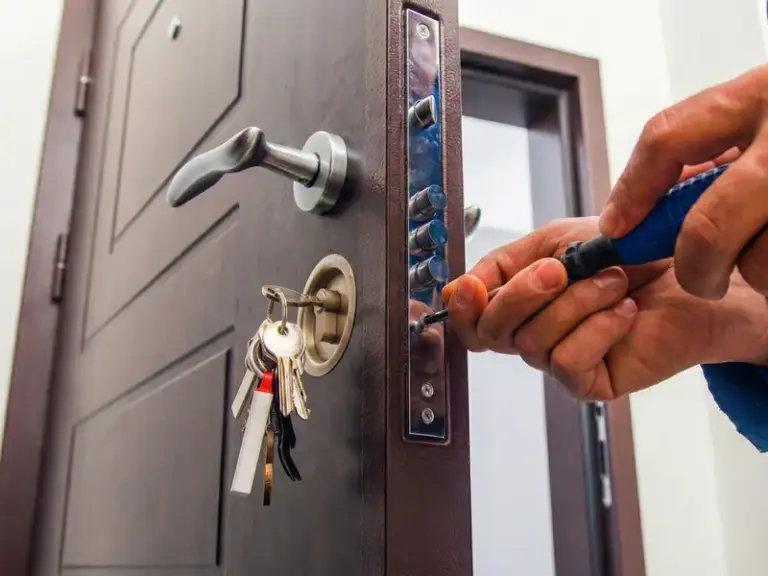 Porta blindada em Mauá – instalação e manutenção